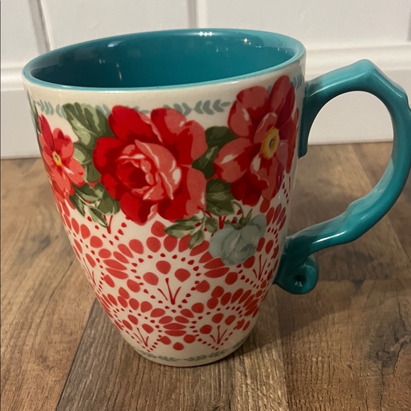 The Pioneer Woman Other - The Pioneer Woman large Red Floral Mug with Teal Handle